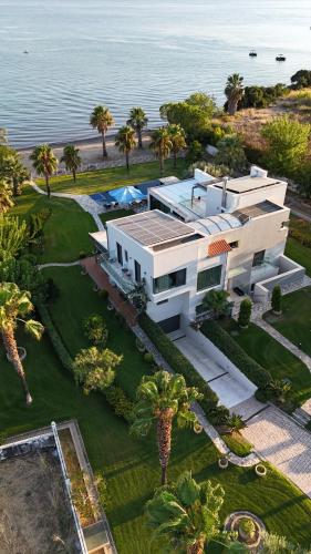 Evia Palm Beach Villa