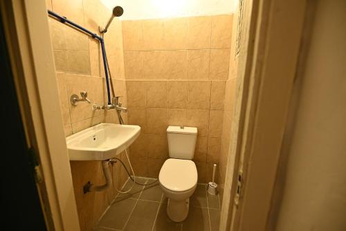 Bilik mandi di AL Majd hostel