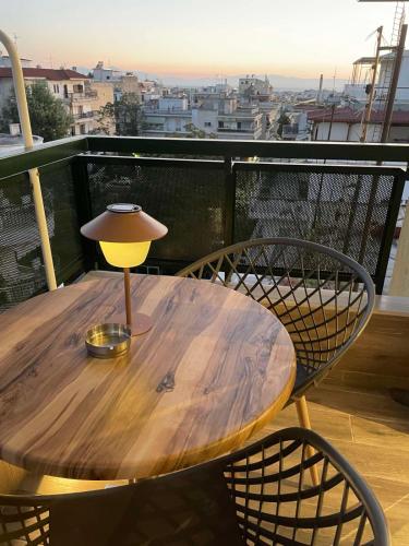 Woods "City View" Studio