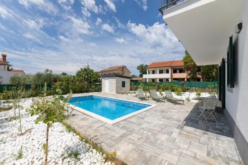 Apartman Vila Bugenvila