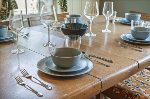 Minuman di The Good Bones Abode
