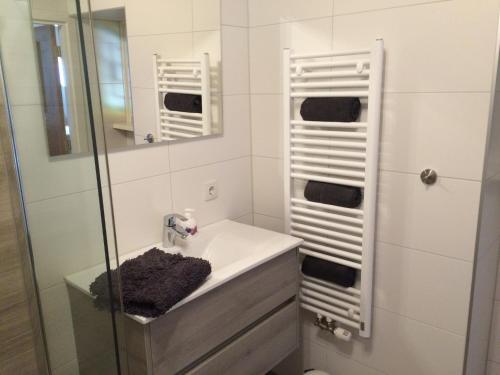 O baie la Apartment in Schagen near beach