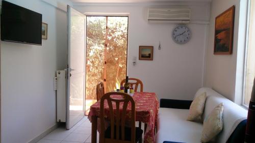 Gallery image of Mikros Paradisos in Somatás