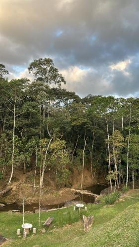 Landskap semula jadi dekat dengan chalet