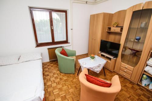 Apartments Ritoša