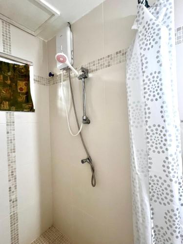Dushi Apartmentsにあるバスルーム