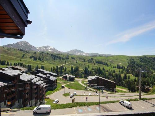 Studio cabine 4 pers, vue pistes, centre Belle Plagne