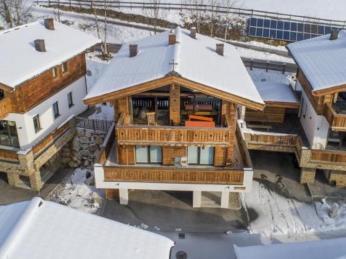 Luxury Chalet with Ski Access