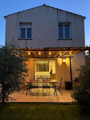 Maison avec piscine à Nimes
