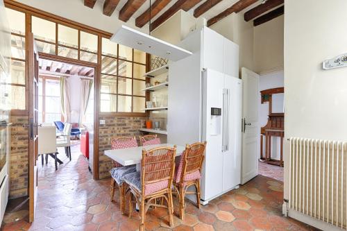Duplex de charme parisien au coeur du Marais