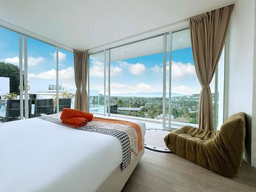 Ένα ή περισσότερα κρεβάτια σε δωμάτιο στο Boput beach, Koh Samui, Thailand, 4-bedroom, 4-bathroom, pool villa A