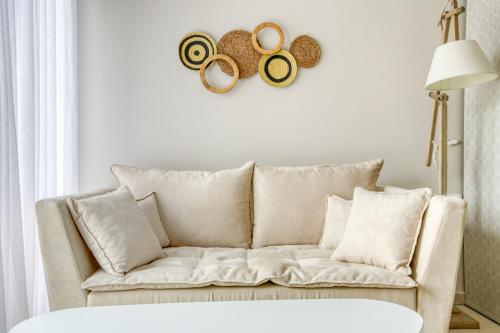 Avra - Topfloor apartment in historical Athens