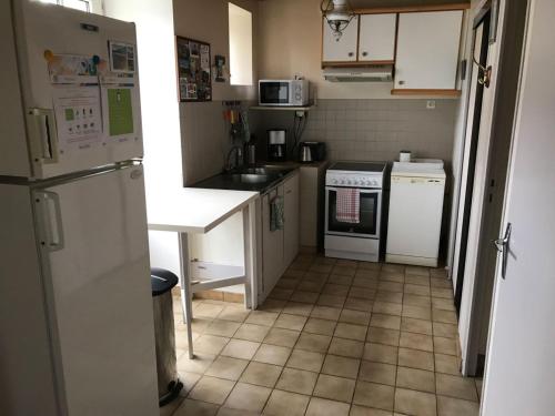 Küche/Küchenzeile in der Unterkunft Gîte Ar Boutilh