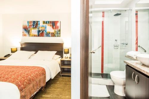 Koupelna v ubytování Matisse Hotel