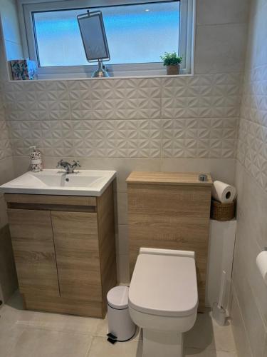Bilik mandi di Waveney Drive, Hoveton