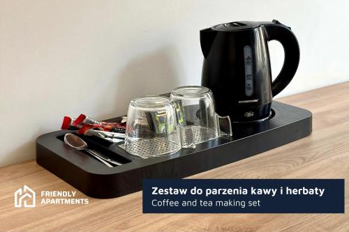 Příslušenství pro přípravu čaje a kávy v ubytování KRAMARSKA Residence - 24h - Old Market Square by Friendly Apartments