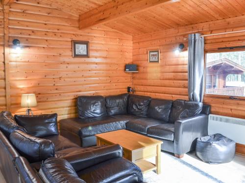 Posezení v ubytování Larch Lodge - Uk37187