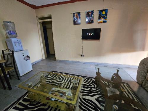O bucătărie sau chicinetă la Two bedrooms furnished houses in Mwea
