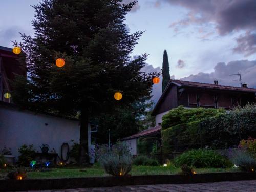 Zahrada ubytování House with garden and parking 1 min from Grenoble