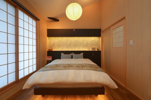 Kyoto Sanjo Matsu Hana Inn 三条松の華京町屋