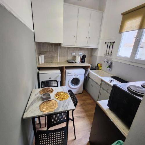 Athens Nest one