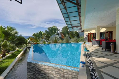 Πισίνα στο ή κοντά στο The Diamond Villa, Pool & Jacuzzi with Panoramic Views