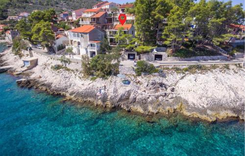 Holiday Home Prigradica 05