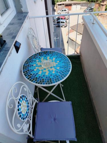 Apartman REA 1にあるバルコニーまたはテラス