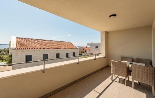 Stunning Apartment In Kozino With Wifi