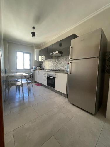 Kuchyň nebo kuchyňský kout v ubytování luxury appartement tanger bulvar