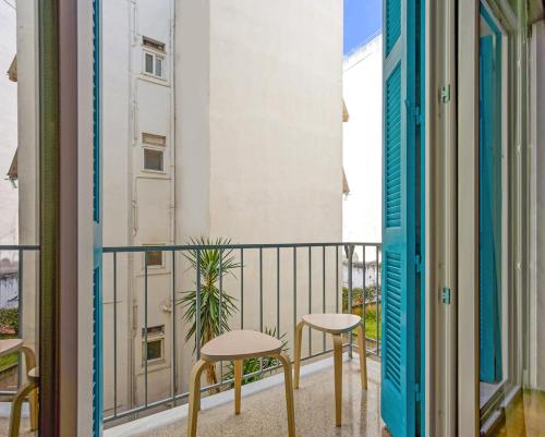 Bright apartment in old Athenian neighborhood!