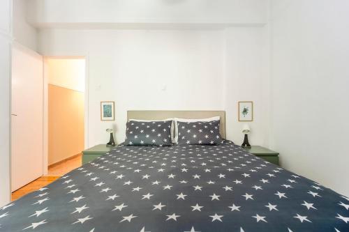 Bright apartment in old Athenian neighborhood!