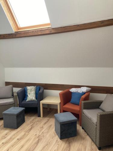 Ruang duduk di Ferienwohnung Waldsee