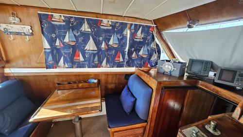Lisbon Boat Speedboat G44