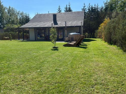 Mazury Przyjazny Dom w Leleszkach z gorącą balią