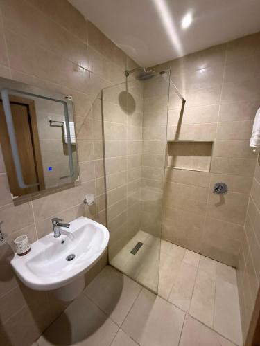 Et badeværelse på Crystal Suite
