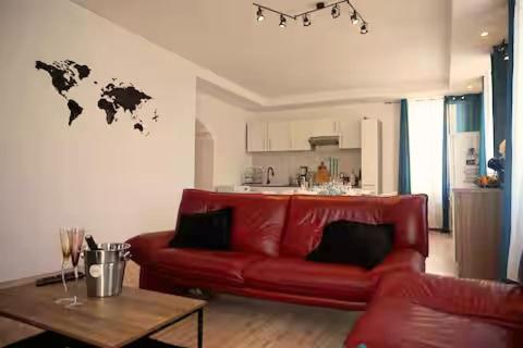 Dapur atau dapur kecil di Glamorous flat in Mertzwiller