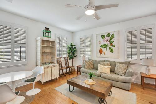 Gallery image of Retreat on Spring, Unit A in Charleston