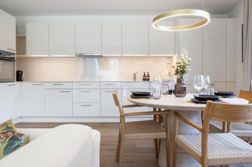 Una cocina o zona de cocina en BLIV Design-Apartment mit Parkplatz, nahe Zentrum