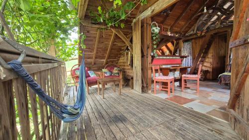 Les chalets Colibris - Anse Figuierにあるパティオまたは屋外エリア