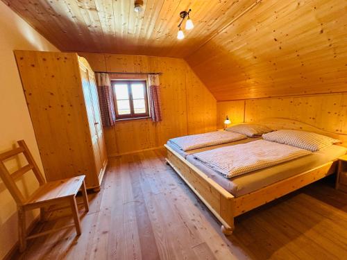 Katil atau katil-katil dalam bilik di Langegger Alm - Almhütte