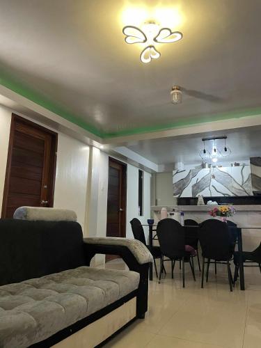 Χώρος καθιστικού στο Freundliche Kammer Transient House