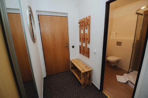 O baie la Penzion Mona Rooms & Apartments