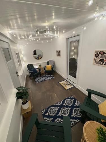サウスベンドにあるWalk to Notre Dame Game Room Enclosed Porchのギャラリーの写真