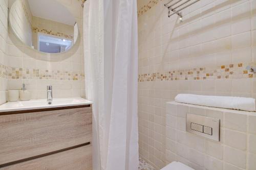 Comfortable studio for 2 near Bastille