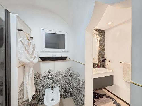Suite mit Kingsize-Bett mit Whirlpool