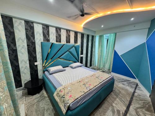 Ένα ή περισσότερα κρεβάτια σε δωμάτιο στο Saavaa Homestay