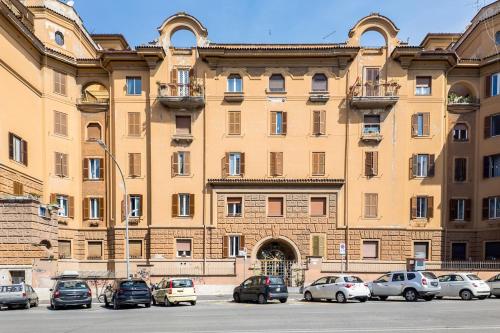 4 bedrooms, luxury 5 minutes from the Colosseum Jacuzzi