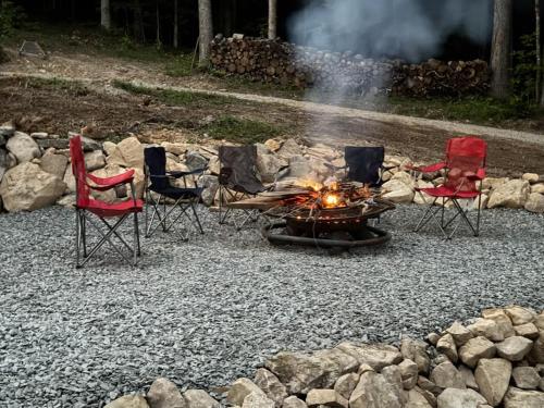 Gambar di galeri bagi Boulderwoods Cabin di Speedwell