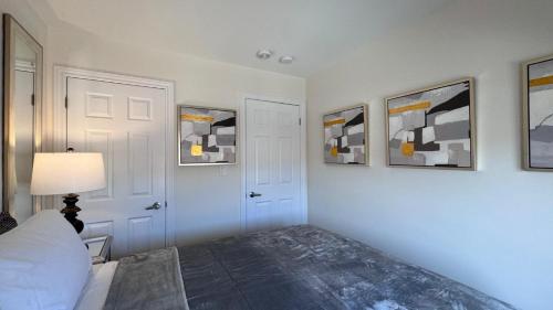 Katil atau katil-katil dalam bilik di Pickering New Seaton Elegant Residence